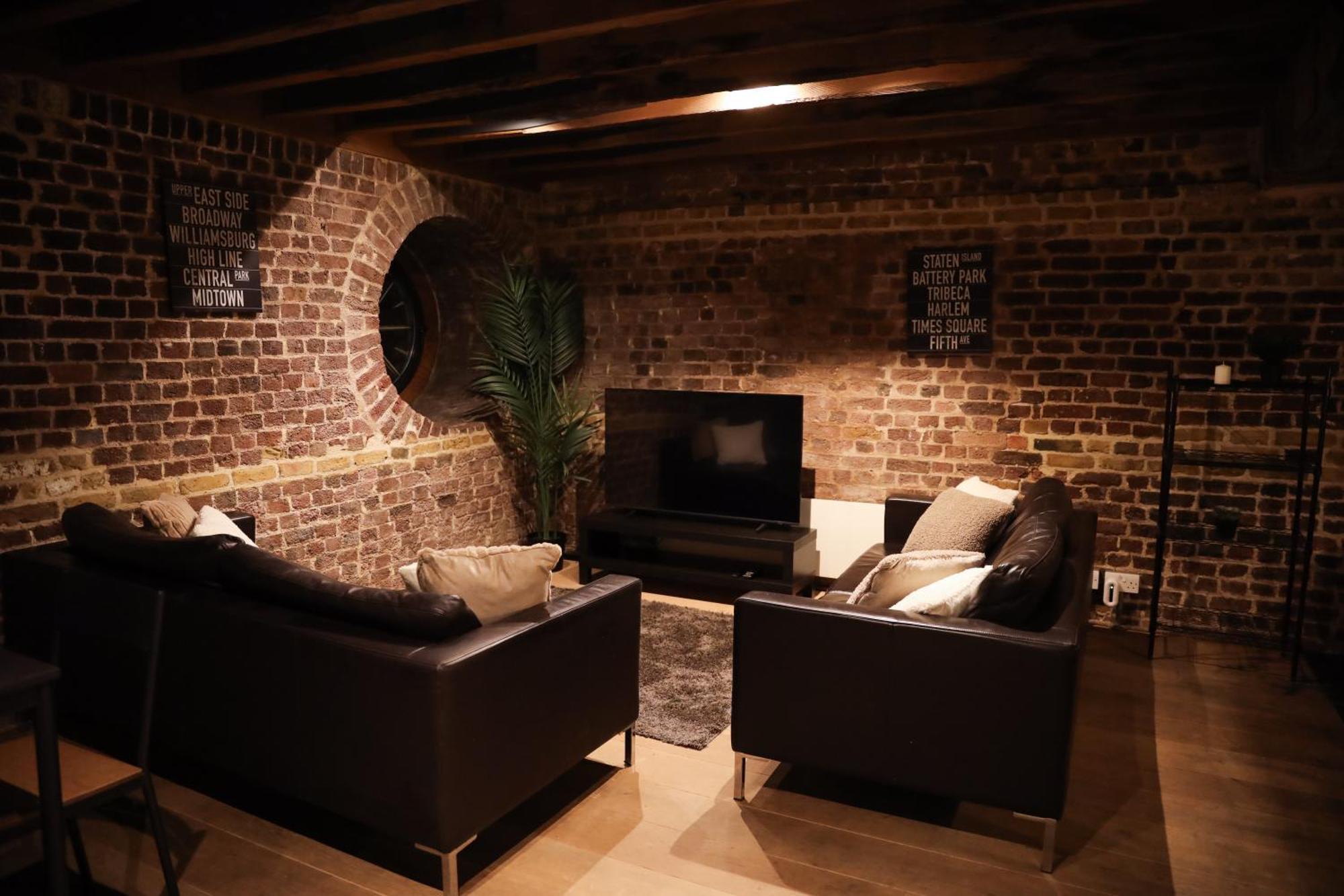 Appartement Vibrant Architecture Gem Canary Wharf Londen